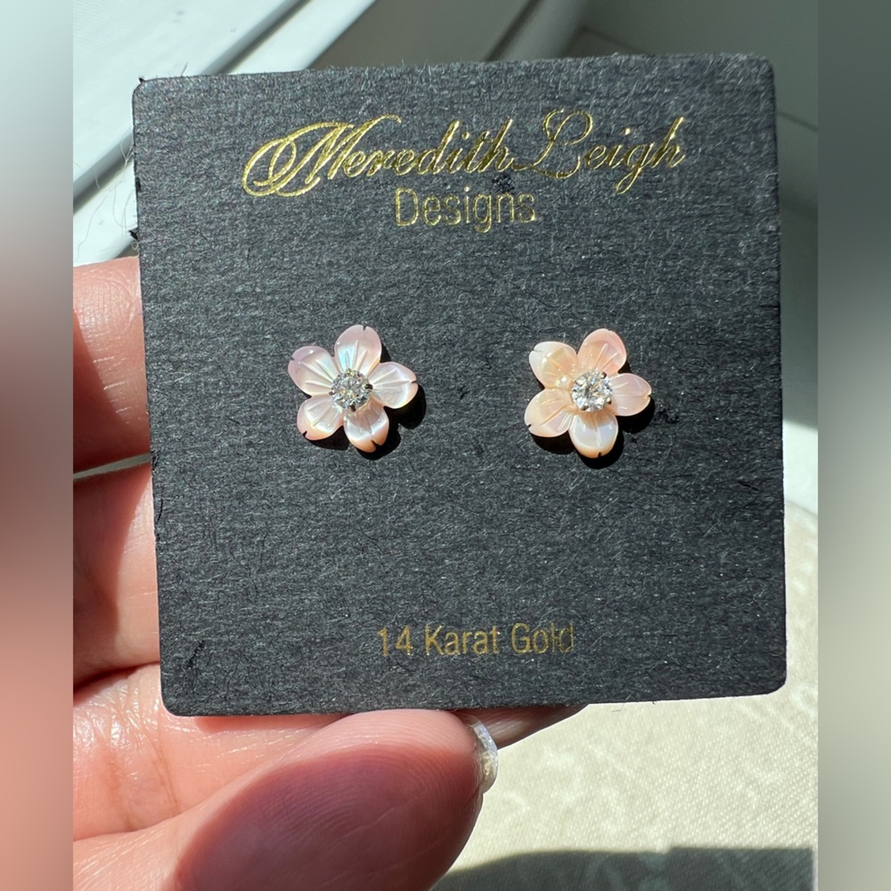 meredith leigh 14k gold Pink mother of pearl Flower Earrings